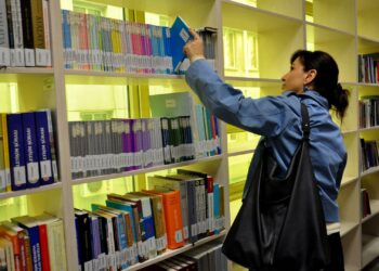 İletişim Fakültesi Kütüphanesi Temizlendi