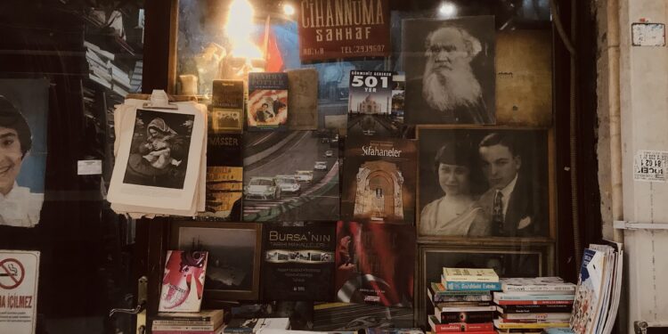 Kaybolan Bir Meslek: Sahaflık