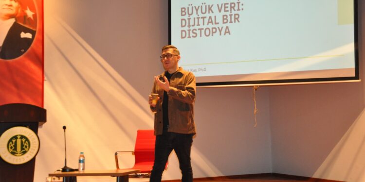 Büyük Veri Atölyesi Tamamlandı