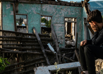 Afetin Gölgesinde Büyümek: Deprem Çocukları Nasıl Etkiliyor?