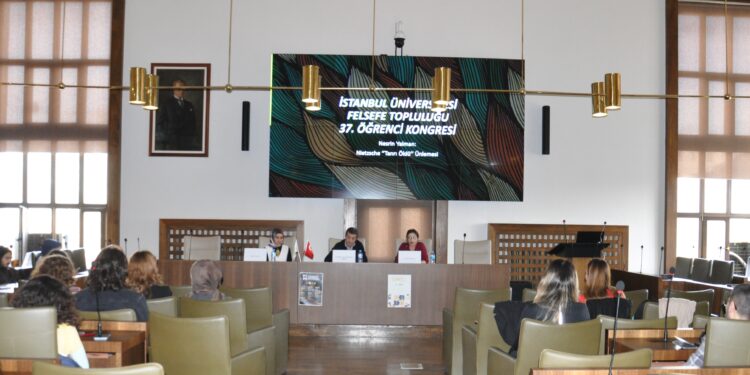 İÜ Felsefe Topluluğu 37. Öğrenci Kongresi Başladı