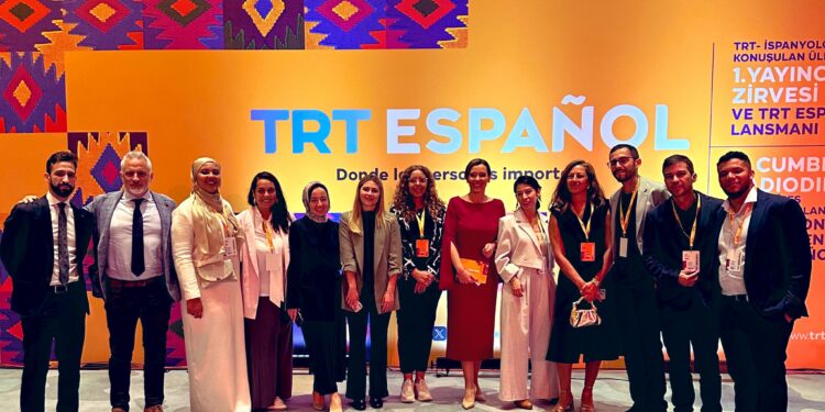 TRT Español Yayın Hayatına Başladı