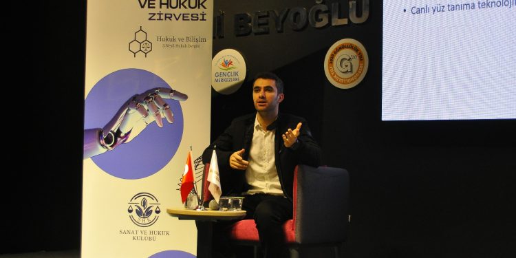 Yapay Zeka ve Hukuk Zirvesi Etkinliği Düzenlendi