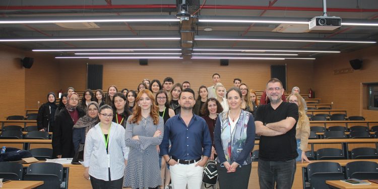 Yapay Zekâya Etik Bakış: İletişim Atölyesi’nde Güncel Uygulamalar Tartışıldı