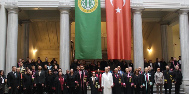İstanbul Üniversitesinde 10 Kasım Atatürk’ü Anma Töreni Gerçekleştirildi