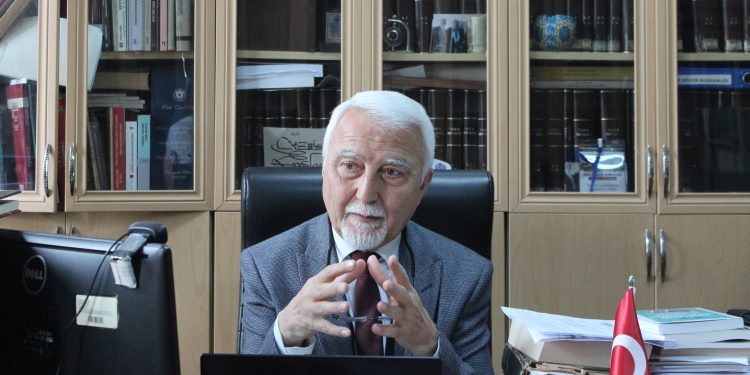 Prof. Dr. Cezmi Eraslan’ın Objektifinden Osmanlının Son Dönemi  