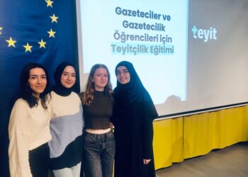 İÜ Haber Merkezi Muhabirleri Teyitçilik Eğitiminde