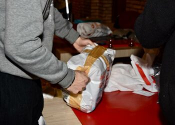 İstanbul Üniversitesi Öğrencilerinden Depremzedelere Destek