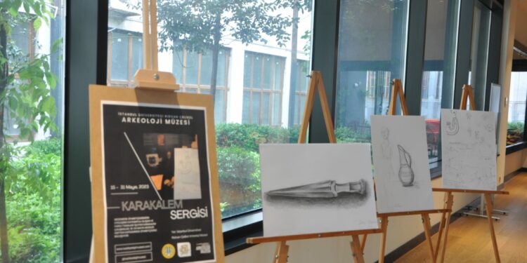 İÜ Rıdvan Çelikel Arkeoloji Müzesi’nde Karakalem Sergisi Açıldı