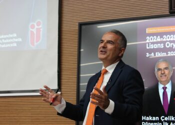 İlk Dersi Fakültenin Eski Mezunundan Aldılar