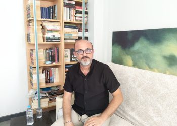 Edebiyatın Dijitalleşme ile İmtihanı: Bir Öğretmenin 30 Yıllık Gözlemi