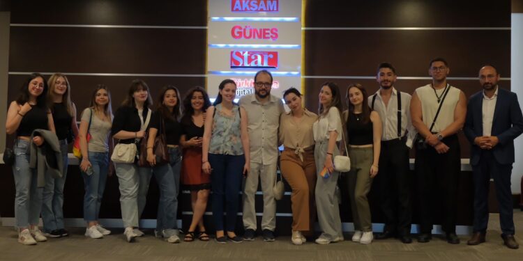 İletişim Fakültesi Türkmedya Grubunu Ziyaret Etti