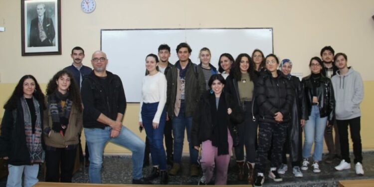 Dr. Öğr. Üyesi Nişancı: “Belgesel izlerken öğrenmek kadar hissetmek de önemli”