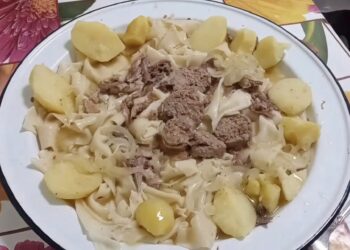 Geleneksel Kazak Yemeği: Beshparmak