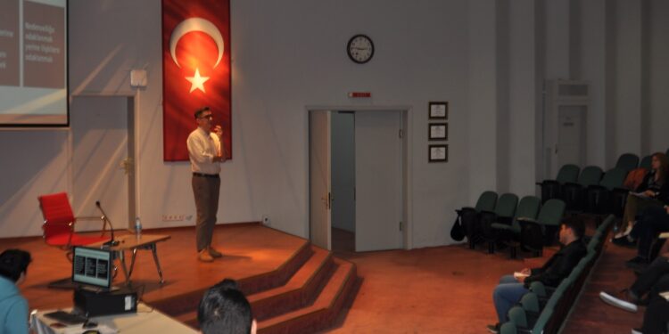 İletişim Fakültesi’nde Büyük Veri Atölyesi Devam Ediyor