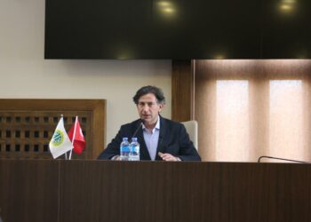 Deniz Bayramoğlu: “İyi bir gazeteci, toplumu çok iyi tanımalıdır”