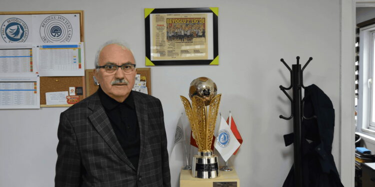 Bir Semtin Futbol Hafızası: Beyoğlu Yeniçarşı