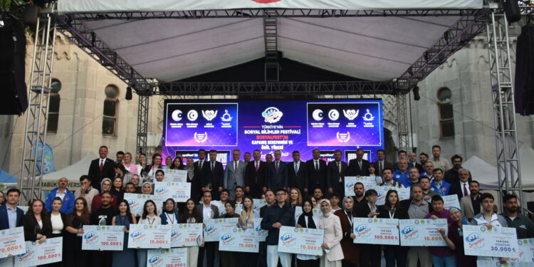 Sosyalfest 2026 Ödül Töreni ile Final Yaptı 
