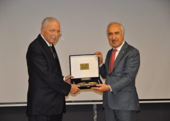 Ekmeleddin İhsanoğlu Darülfünun’un Tarihsel Rolünü Anlattı