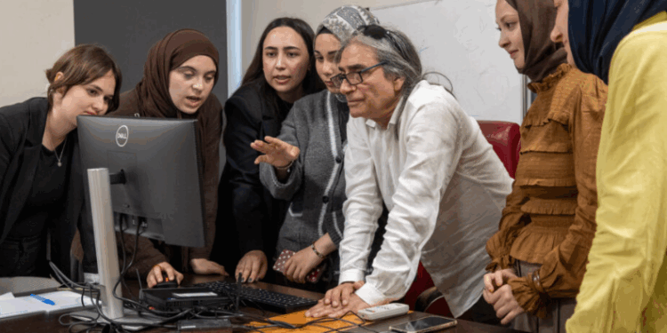 Basın İlan Kurumu’ndan İstanbul Üniversitesi Öğrencilerine Gazetecilik Atölyesi 