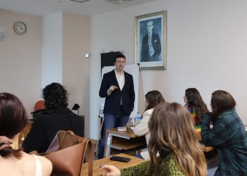 Uluslararası Arenada Güç Alanı: Dijital Diplomasi