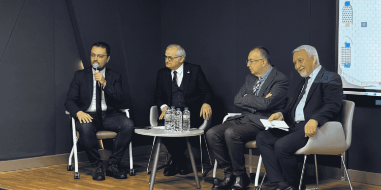 İstanbul Üniversitesinde Hâkimiyet-i Milliye ve Çocuk Paneli