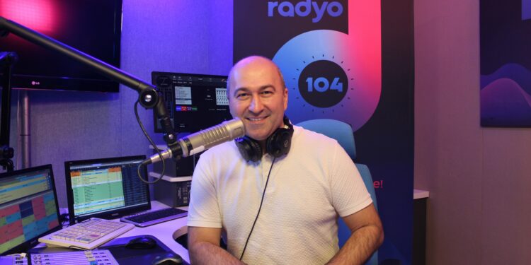 Kasetten Dijitale Radyonun Yolculuğunu Fatih Uslu Anlattı