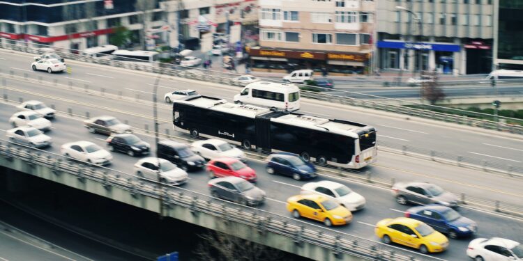 Toplu Taşımanın İçinden: Sektörün 48 Yıllık Tanığı Konuşuyor