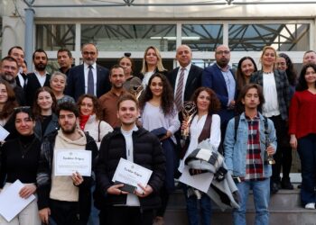 TRT Geleceğin İletişimcileri Yarışması’nda Ödül Alan Öğrencilere Teşekkür Belgesi Verildi