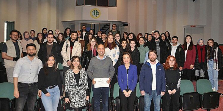 Yağız Şenkal, Televizyon Haberciliğinin İnceliklerini Anlattı